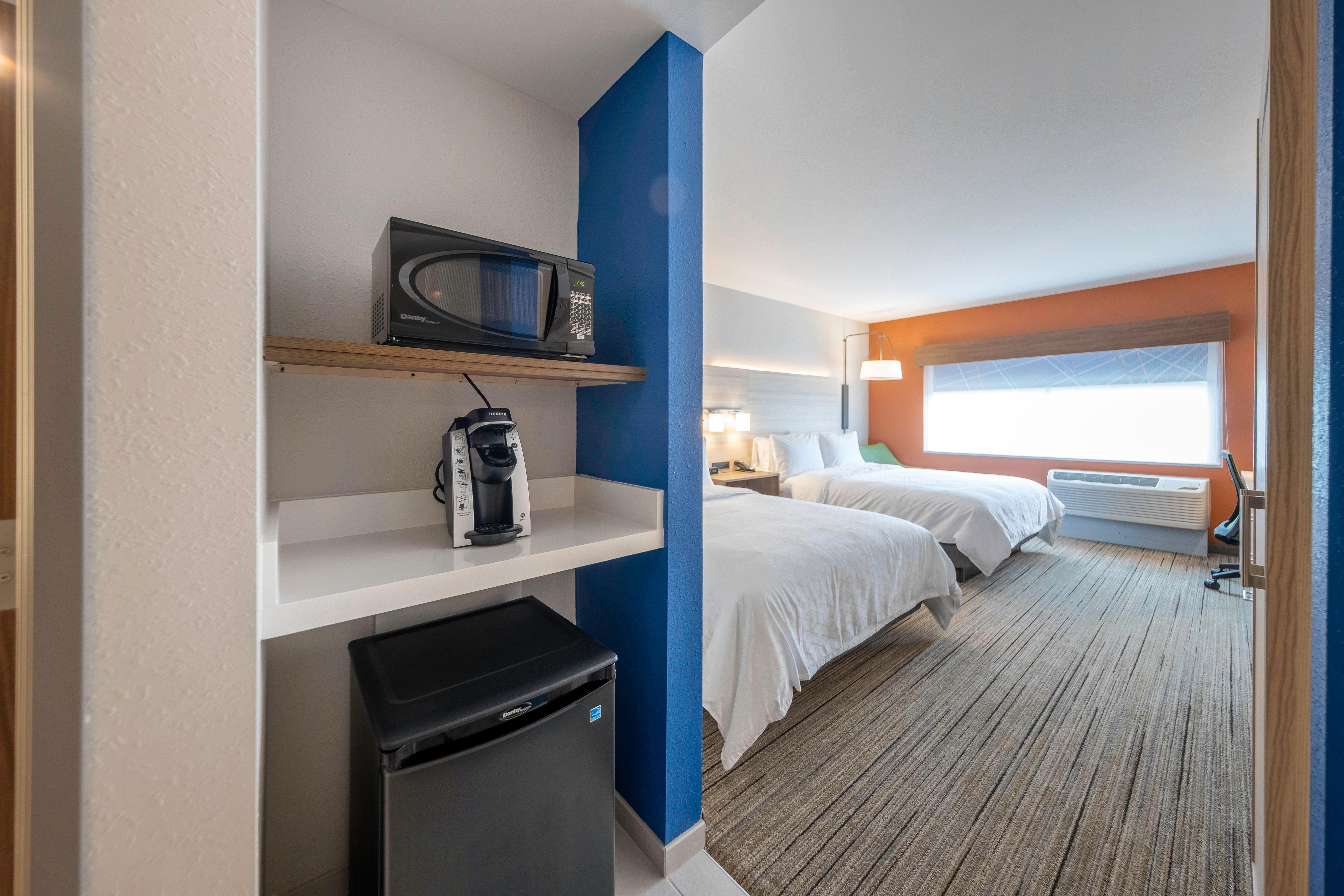 Express & - By Ihg